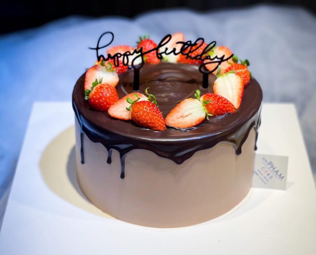 Cách chọn bánh sinh nhật phù hợp với từng đối tượng