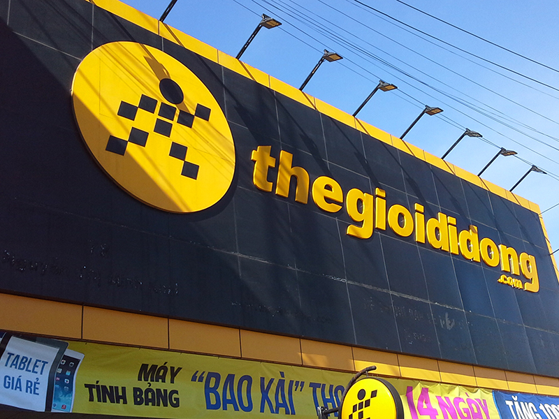 Thegioididong - Không gian trưng bày và tư vấn tại cửa hàng