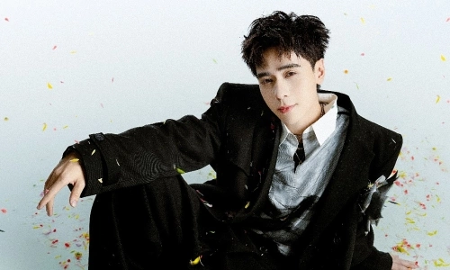 Quang Hùng masterd - Cột mốc gây chú ý từ cộng đồng mạng Quang Hùng masterd - Cột mốc gây chú ý từ cộng đồng mạng